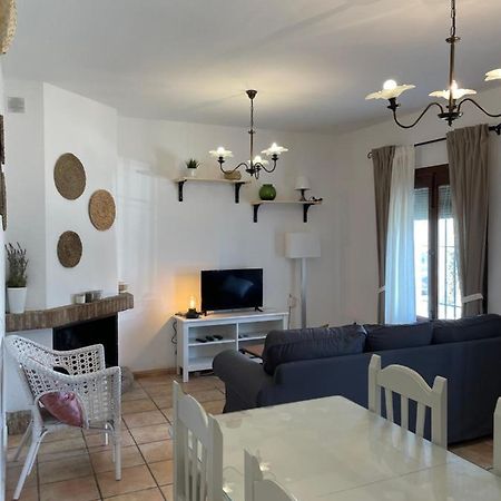 Agradable Casa Rural Con Chimenea En Interior Higuera De La Sierra  Extérieur photo